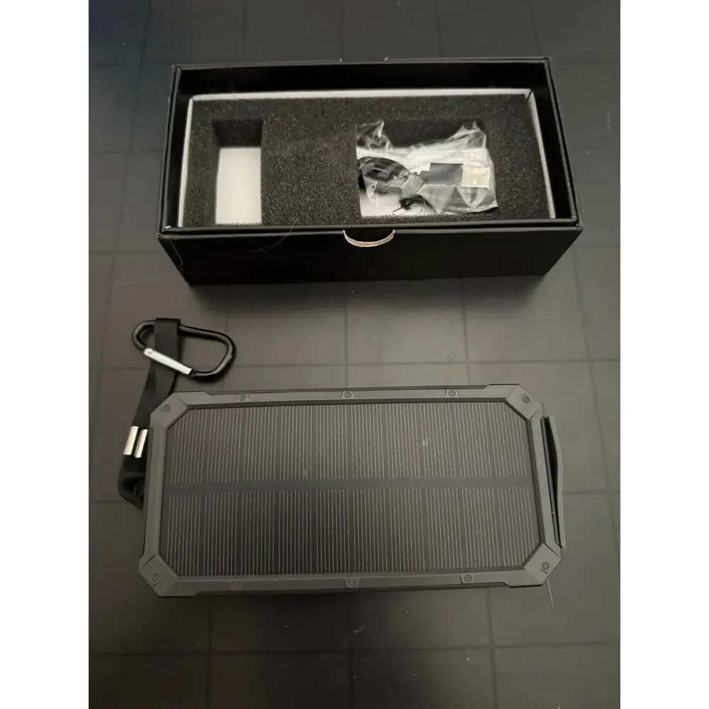 High Sierra × Amazon Solar Power Bank 10000 mAh NEW